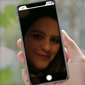 Meet your Posher, Yanet